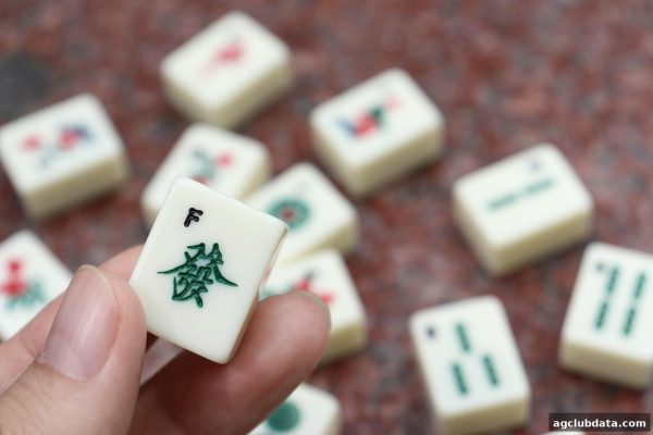 ag电子俱乐部深度解析：捕鱼王牌牌九起手牌布局与致胜策略